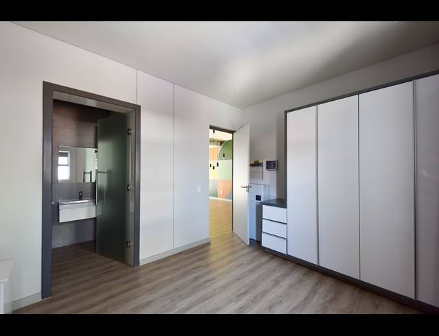 2 BEDROOM APARTMENT TO LET IN NIEUW MUCKLENEUK
